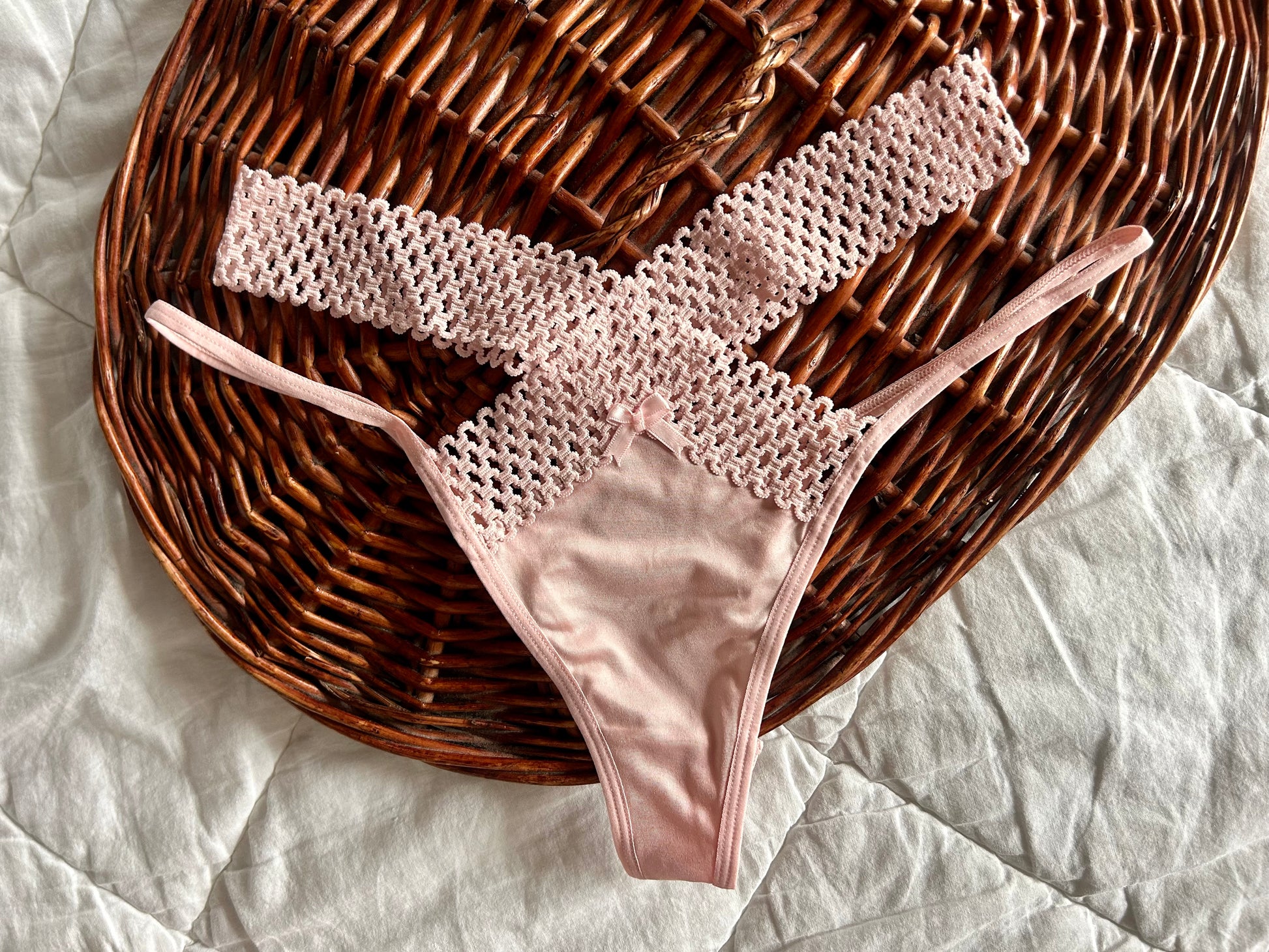 Sexy thongs Луксозна прашка ”Delinda”