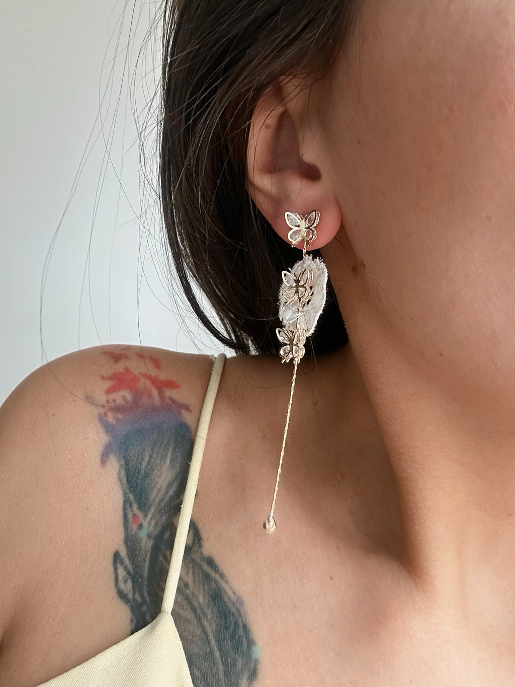 Дантелени обеци “BUTTERFLY EFFECT”