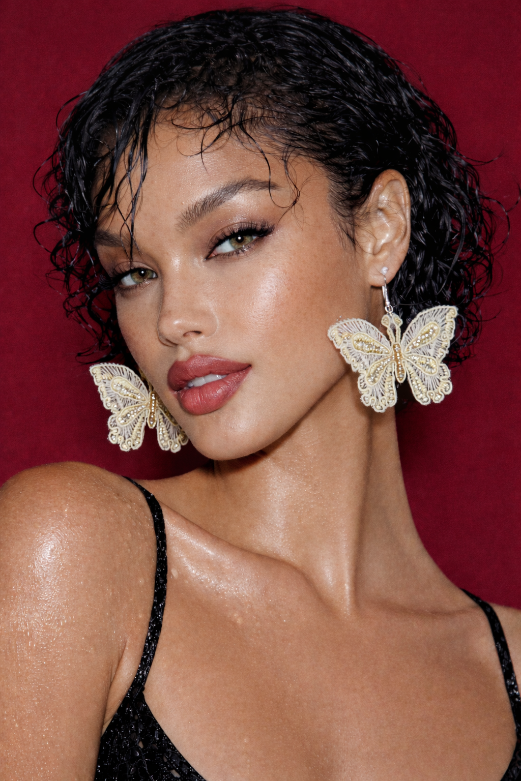 дантелени бижута