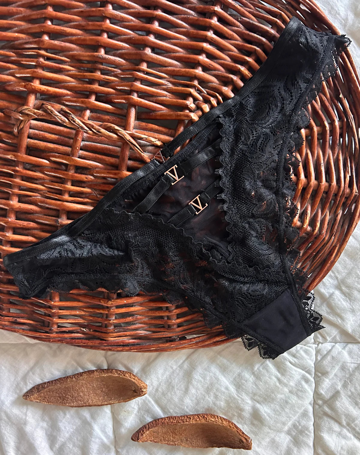 Коледна кутия с 3 чифта регулируемо AMIRASS бельо